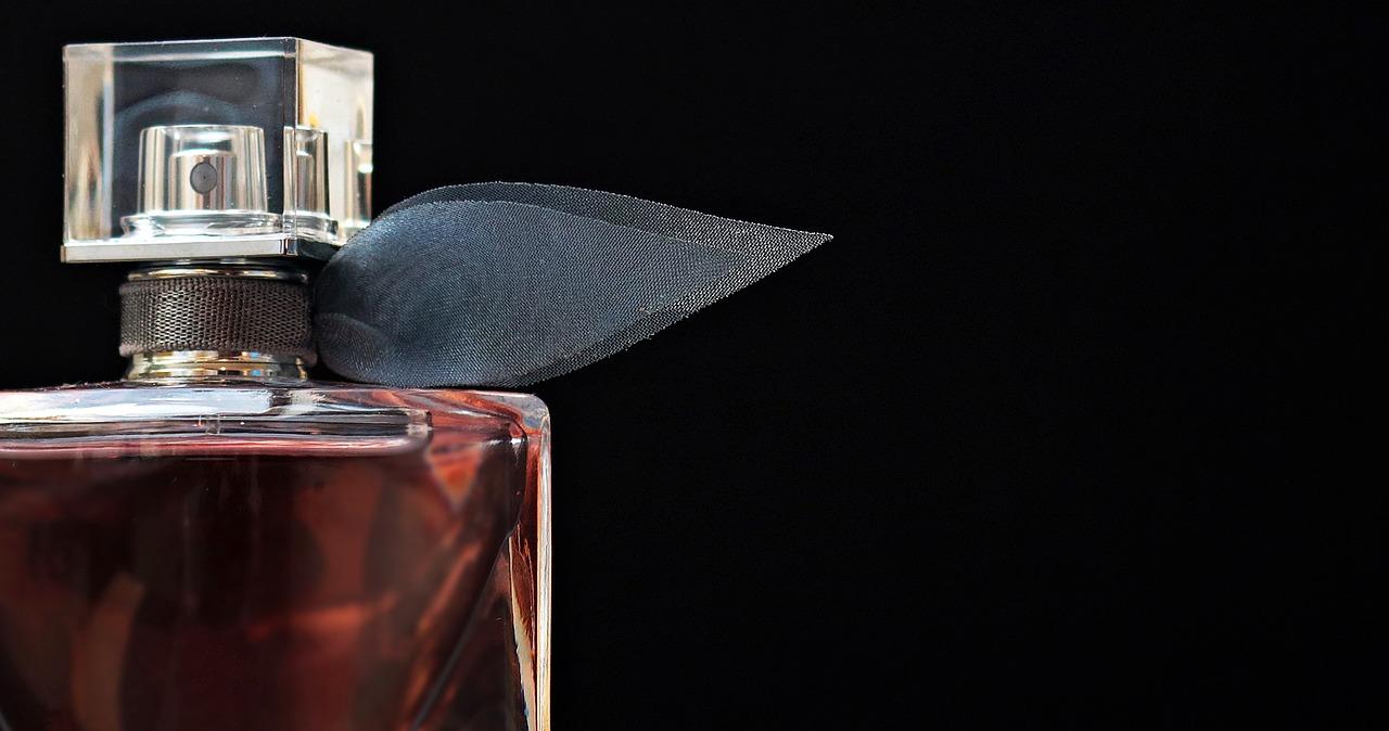 Na co zwrócić uwagę przy zakupie perfum?